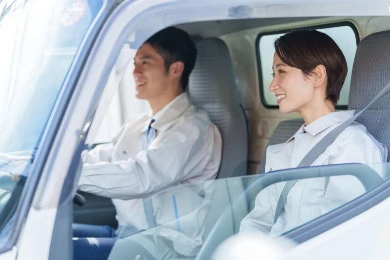 ミキサー車ドライバー